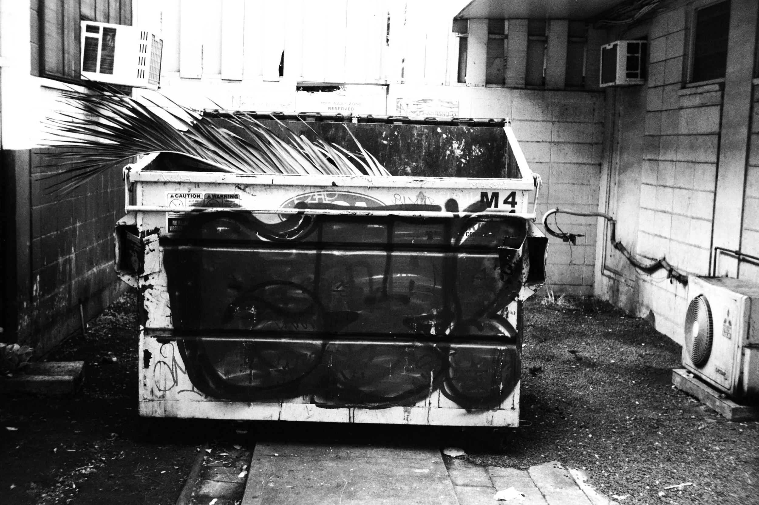 Bolsey B 22 — Broken Camera . Club